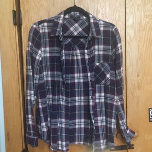 long sleeve plaid shirt